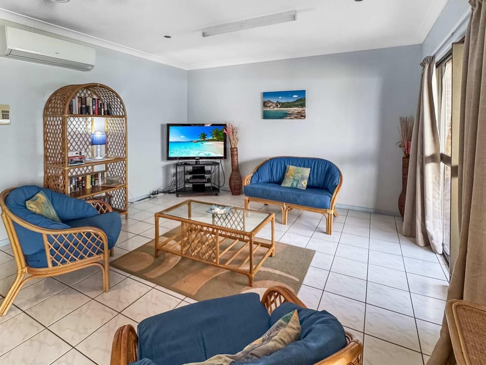 Magnetic Shores Unit 2 Apartment in Queensland