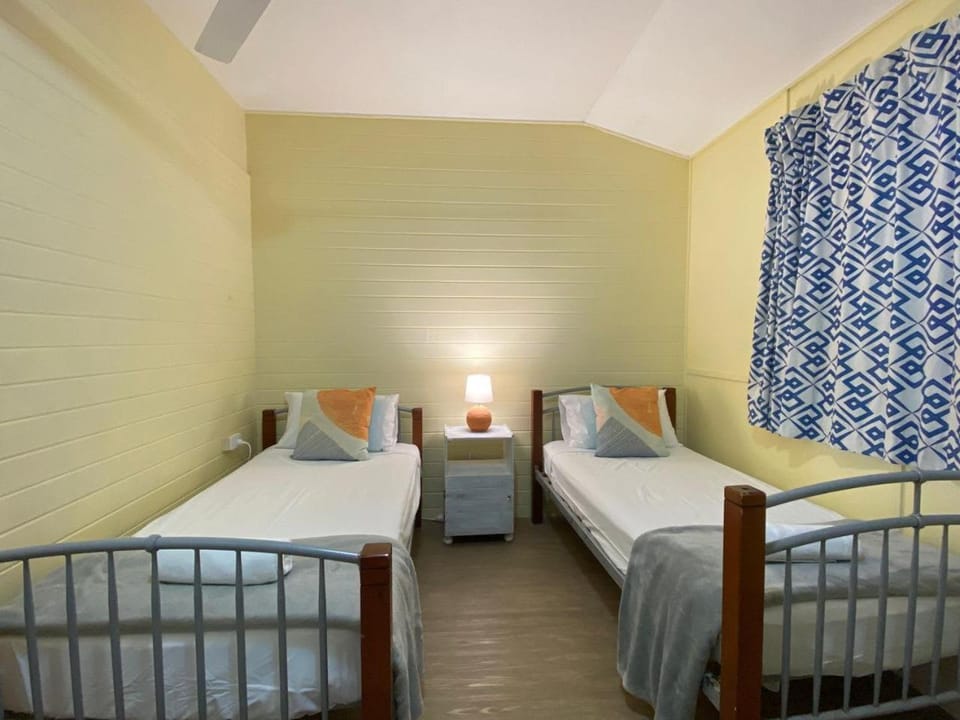 The Captains Manor On Cook 5 Apartment in Queensland