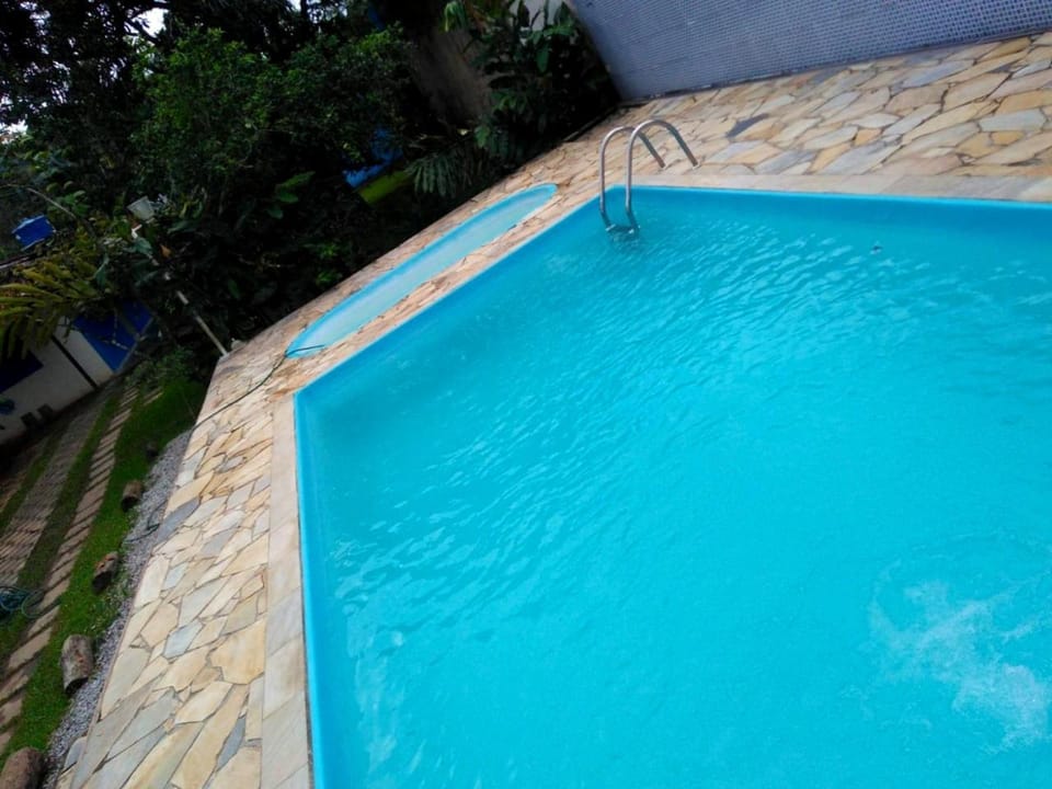 Chácara a 450mt da Praia Boracéia piscina infantil e outra adulto House in São Sebastião