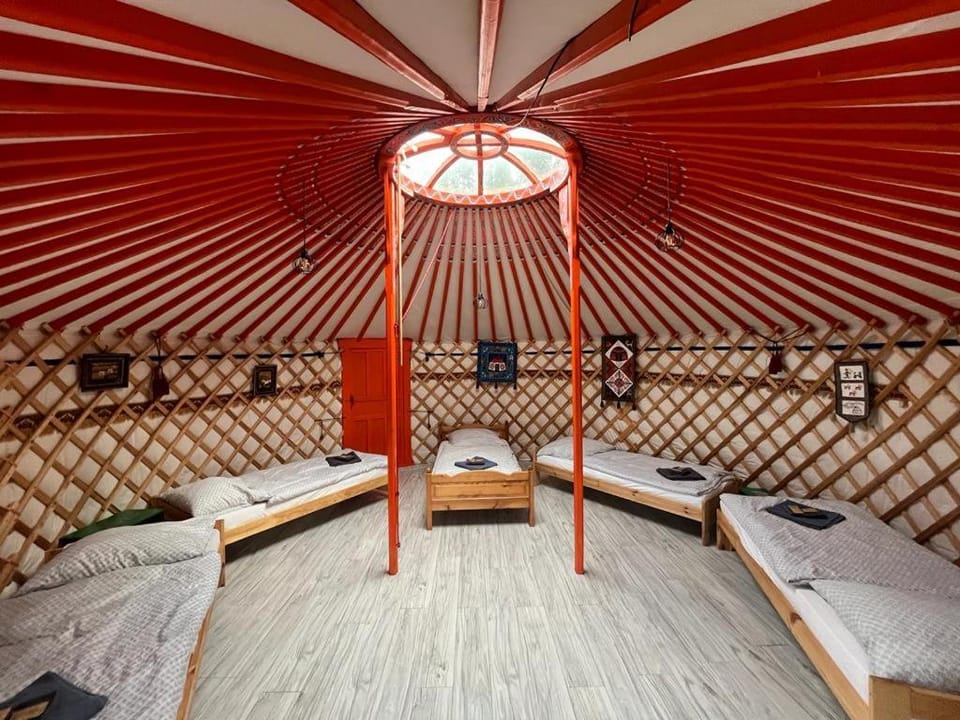 Całoroczne jurty mongolskie - "Domy Słońca" Luxury tent in Lower Silesian Voivodeship