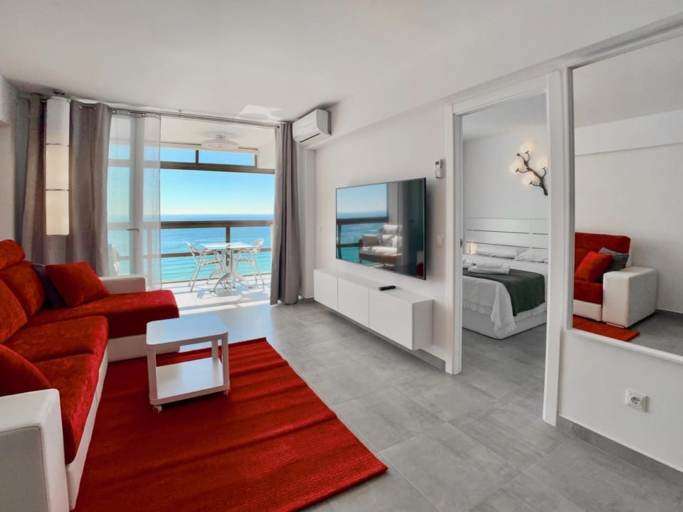 TV and multimedia, Living room, Sea view