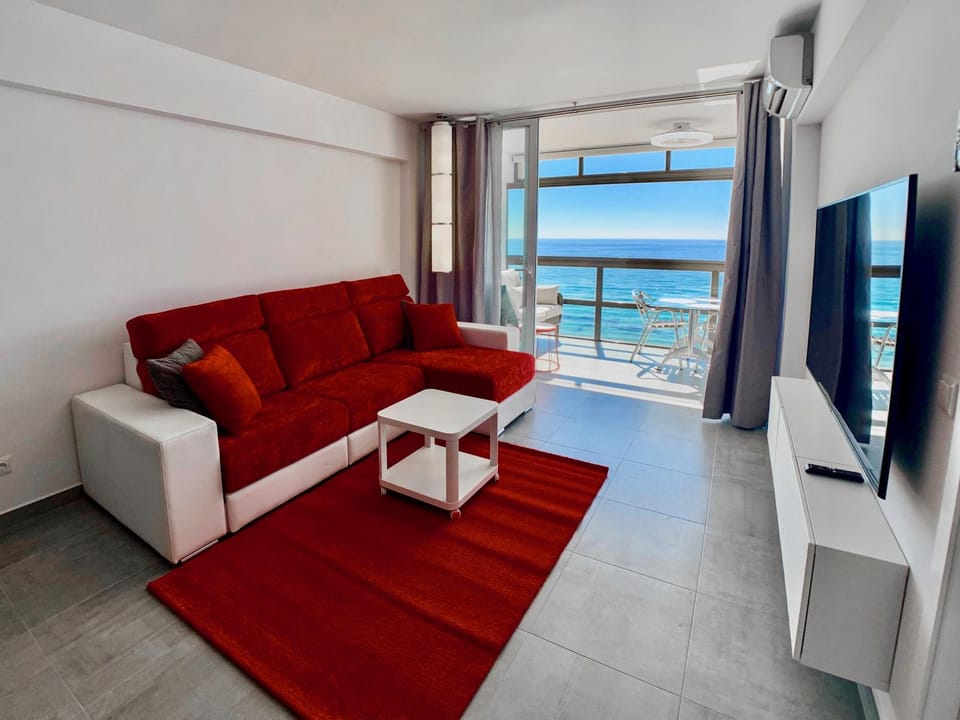Living room, Sea view
