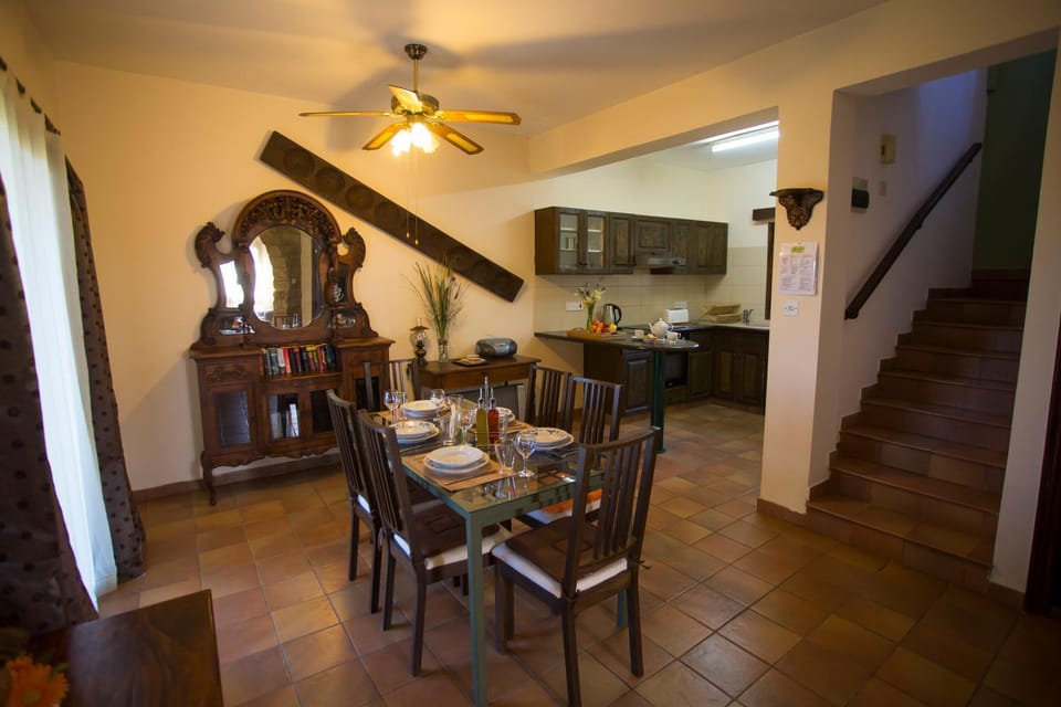 Kitchen or kitchenette, Decorative detail