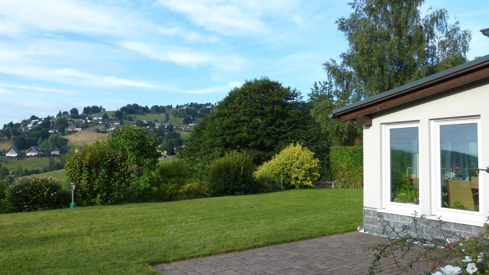 Garden, Balcony/Terrace