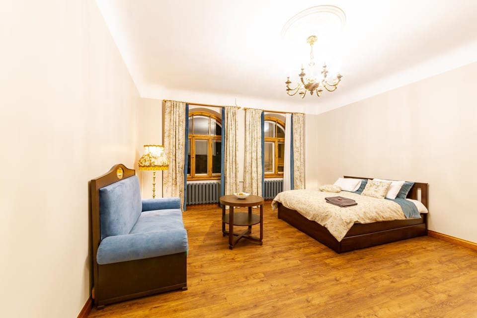 Living room, Photo of the whole room, Seating area