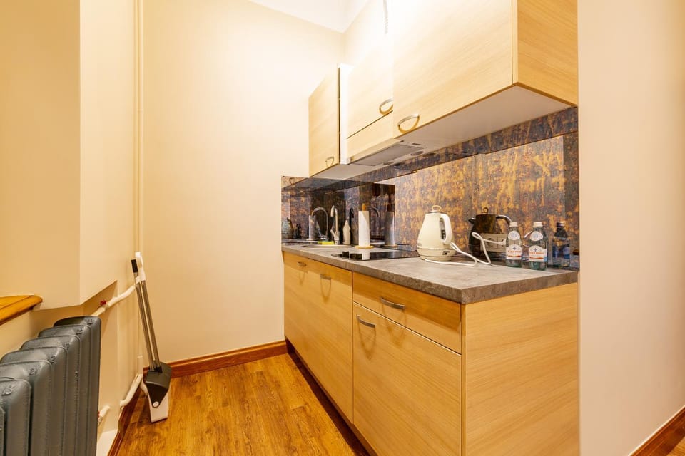 Coffee/tea facilities, Kitchen or kitchenette