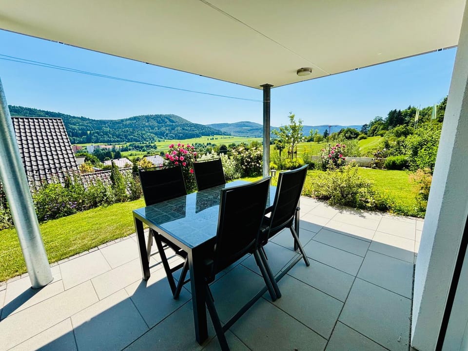 Patio, Natural landscape, View (from property/room), Balcony/Terrace, Mountain view