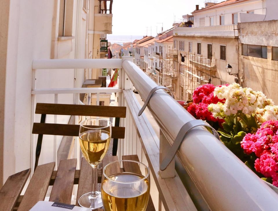 Balcony/Terrace, Sea view, Street view