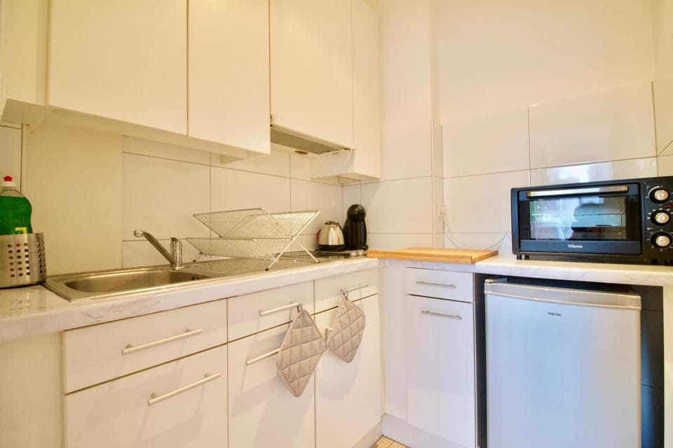 Amazing & cosy studio perfect location 'Stephanie-Louise area' Apartment in Saint-Gilles