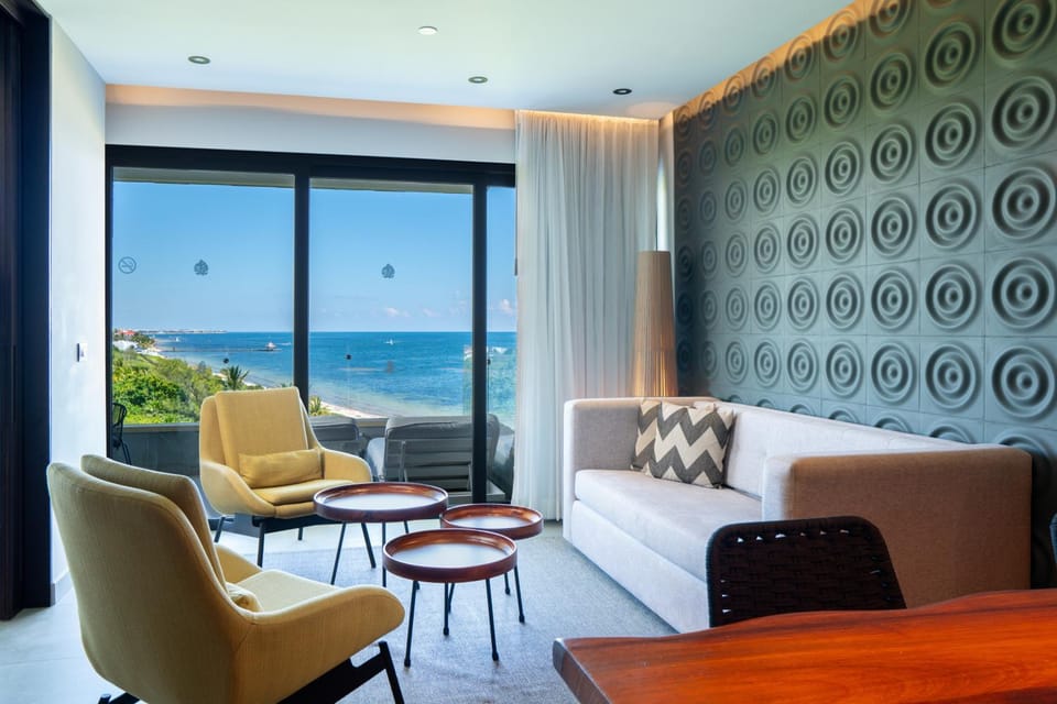 Seating area, Sea view
