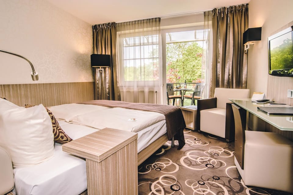 Balcony/Terrace, Balcony/Terrace, Photo of the whole room, Bedroom, Guests
