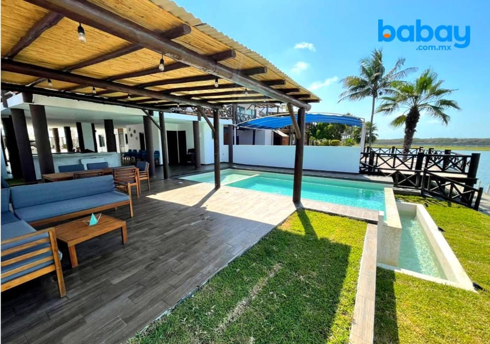 Patio, Swimming pool