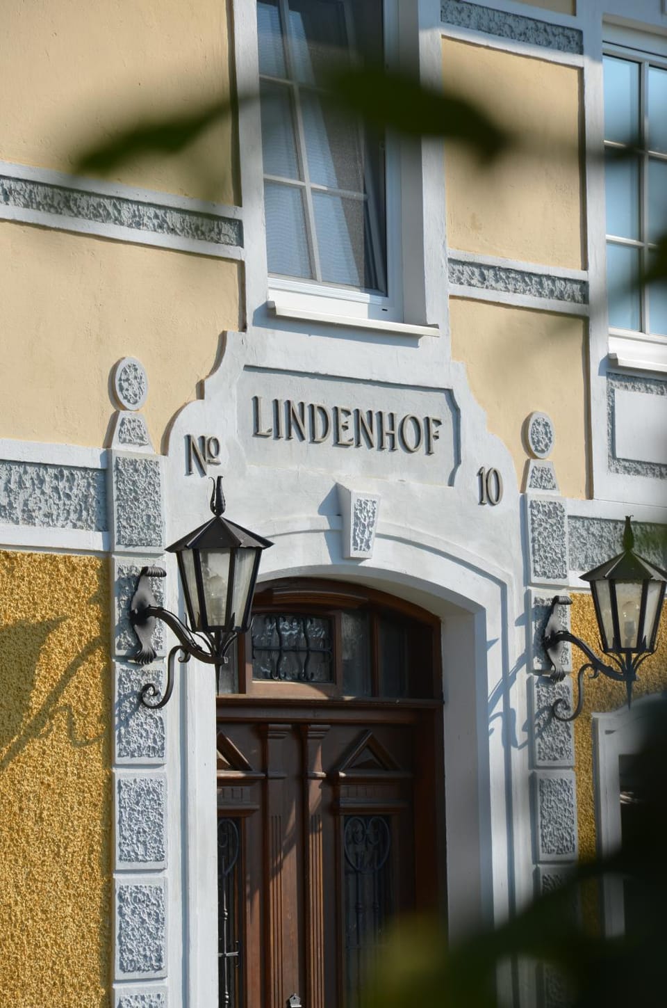 Facade/entrance