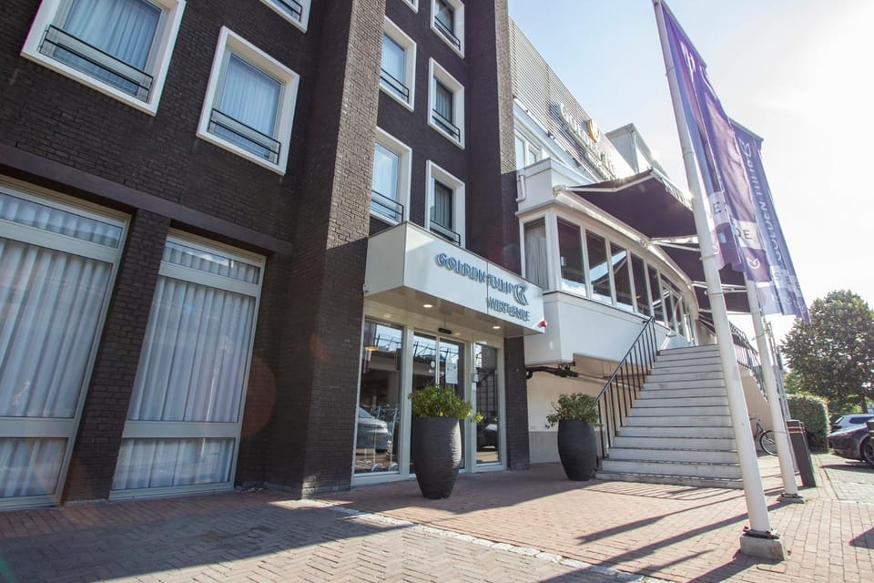 Property building, Facade/entrance