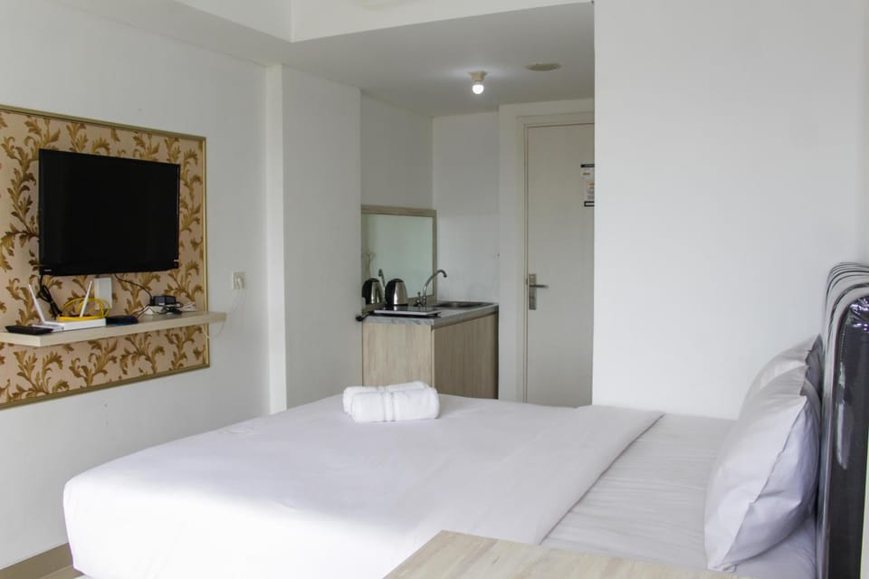 Minimalist Studio Apartment at Poris 88 with City View By Travelio Apartment in West Java