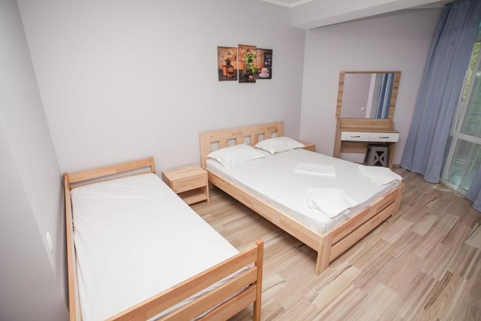 Bed, Photo of the whole room