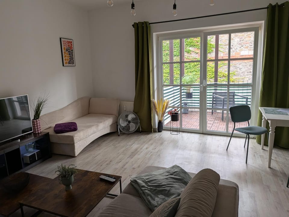 großes offenes Loft oder kleine gemütliche Wohnung mit oder ohne Balkon Apartment in Saxony-Anhalt, Germany