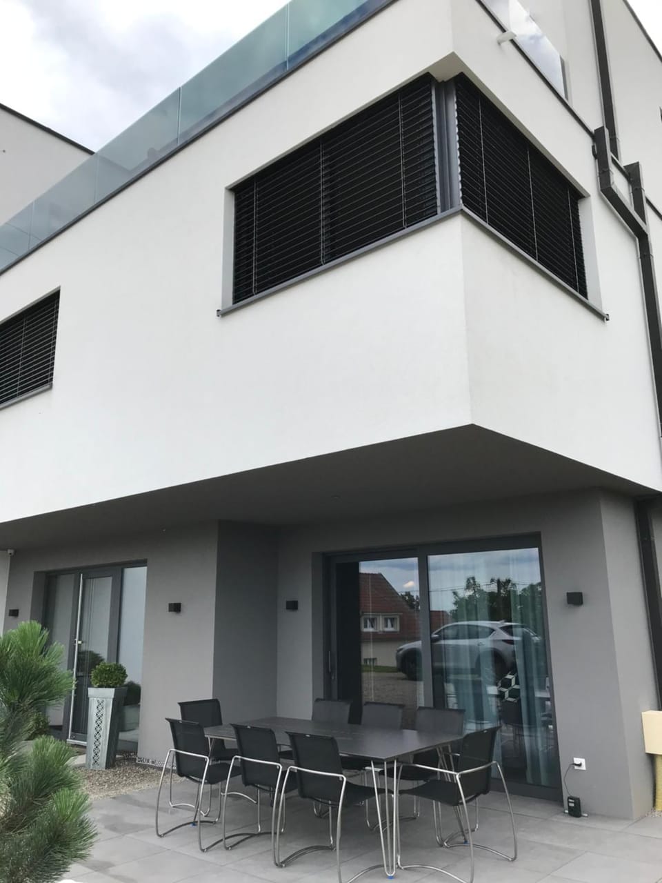 Patio, Facade/entrance, Balcony/Terrace
