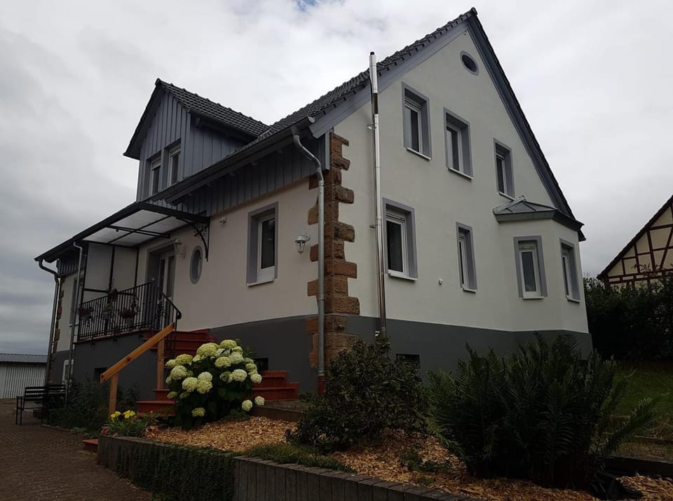 Landpension zur Hainbuche Bed and Breakfast in Hesse