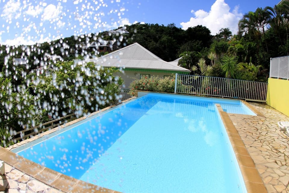 Swimming pool, Swimming pool
