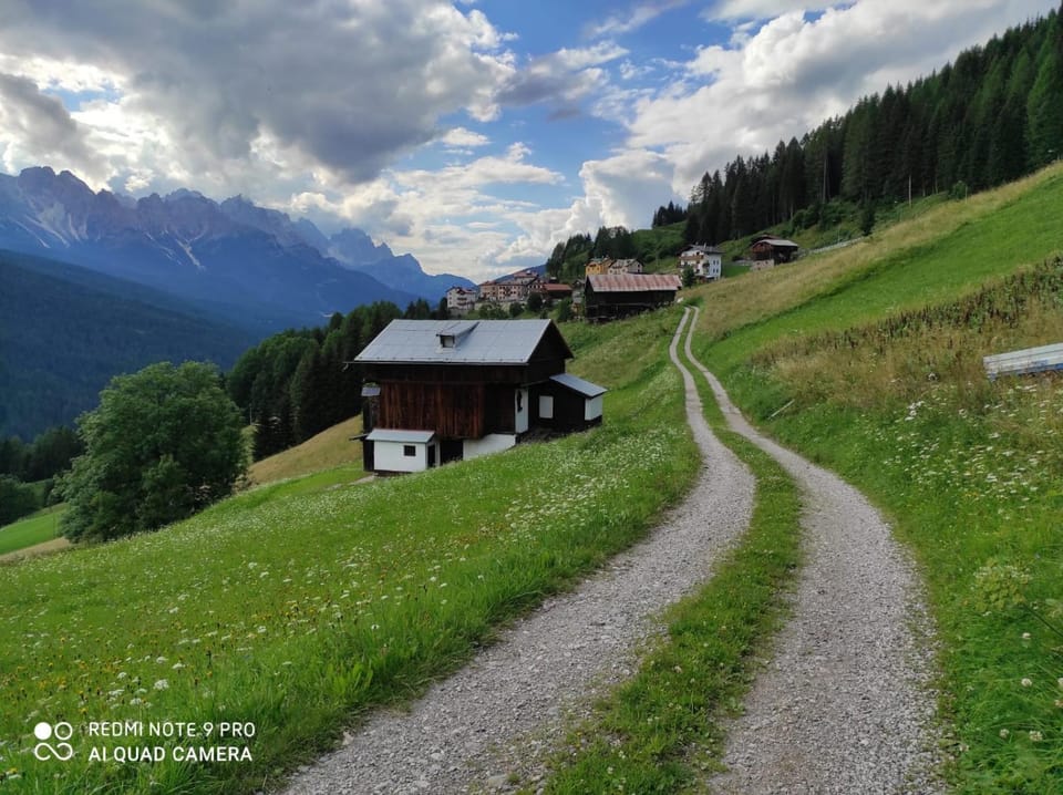 B&B antico tabià dolomitico Bed and Breakfast in Friuli-Venezia Giulia