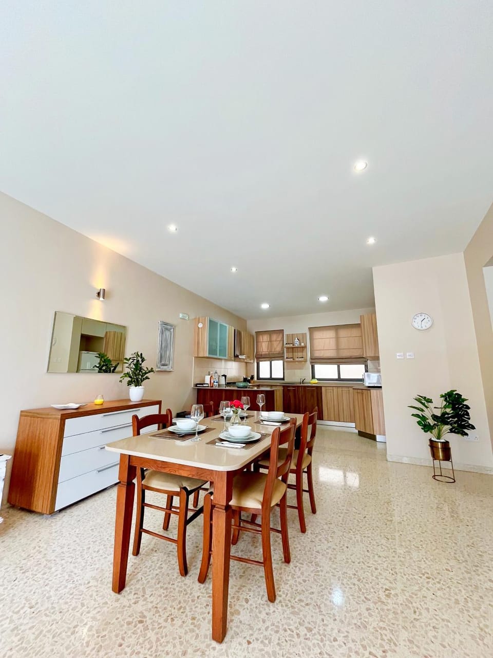 Vittoriosa Seafront Highly Furnished Apartment FL 4 Apartment in Malta
