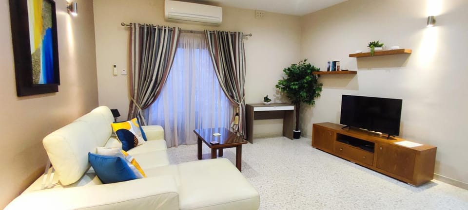 Vittoriosa Seafront Highly Furnished Apartment FL 4 Apartment in Malta