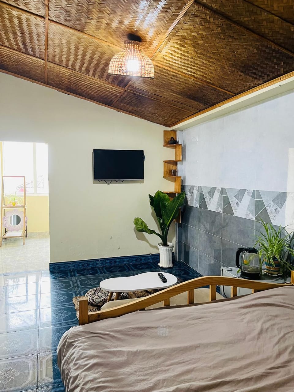 TV and multimedia, Photo of the whole room