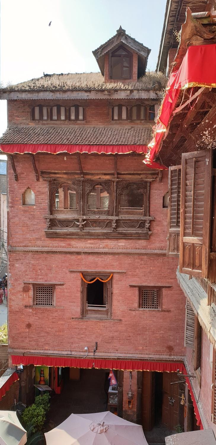 Facade/entrance