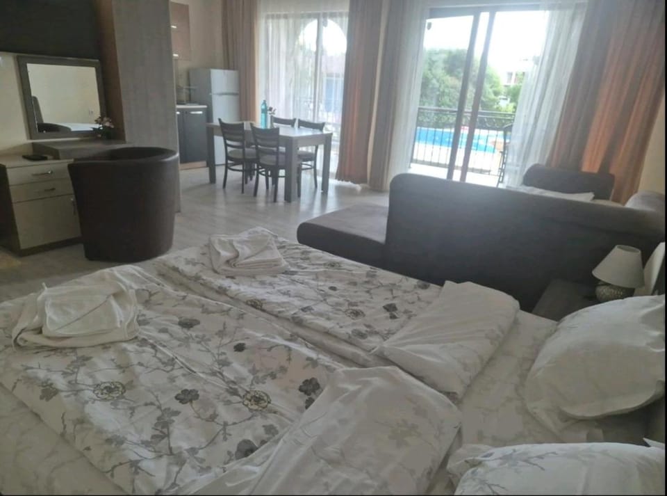 Brilliant Aparthotel Apartment hotel in Burgas Province