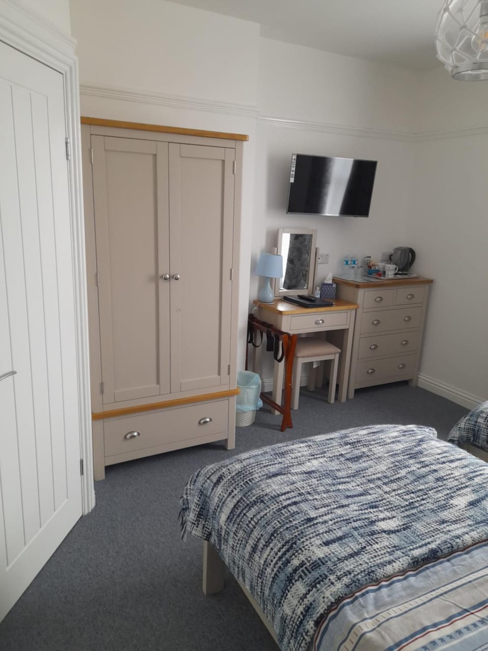 South Rising Guest House Bed and Breakfast in Poole