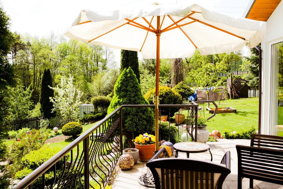 Patio, Activities, Balcony/Terrace, Canoeing, Hiking, Cycling, Garden view, River view, Sports