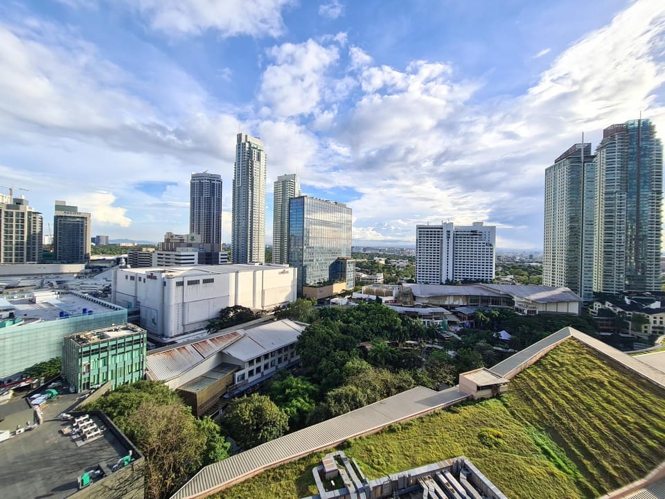 Bright Makati Glass View By GreenBelt Apartment in Pasay