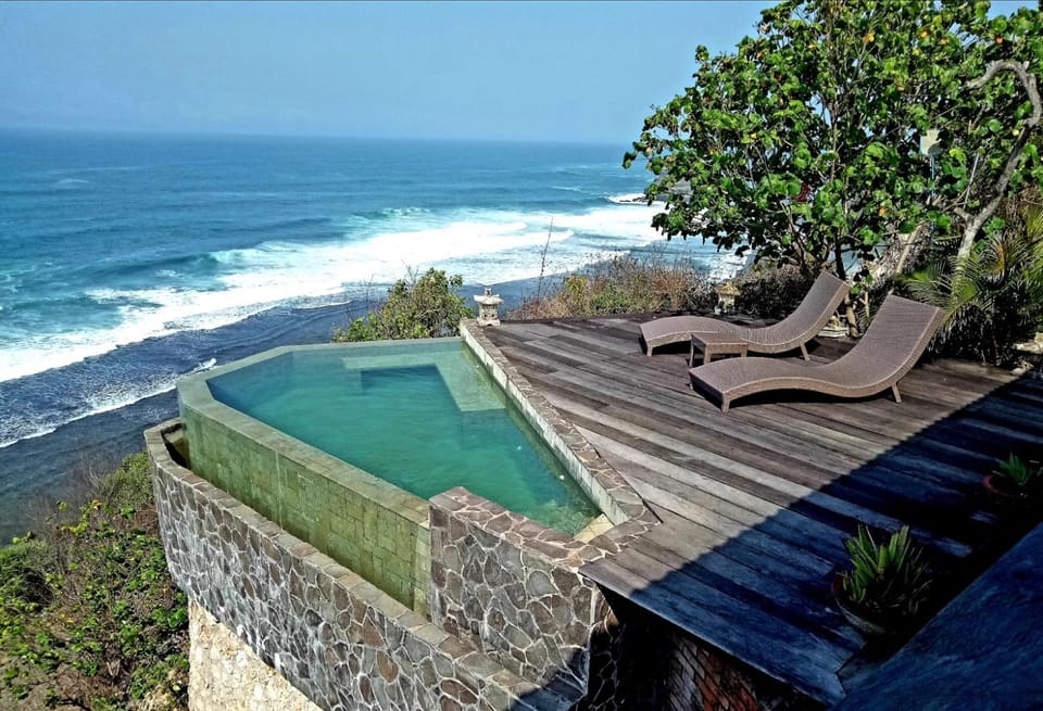 Pool view, Sea view, Swimming pool