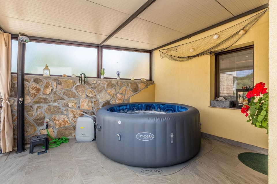 Hot Tub