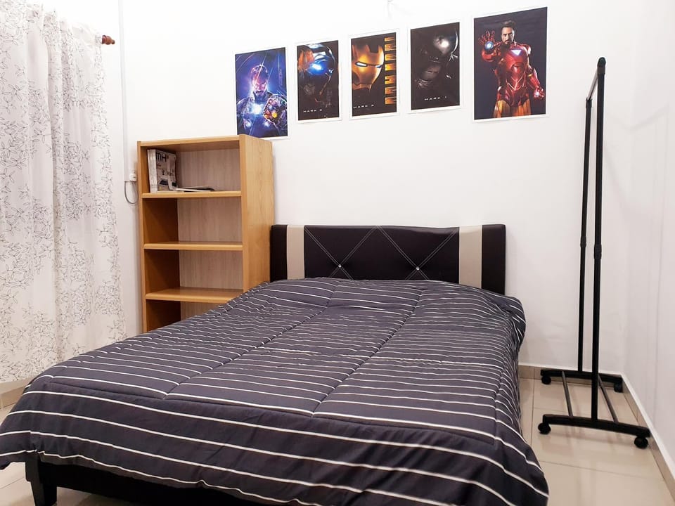 Photo of the whole room, bunk bed
