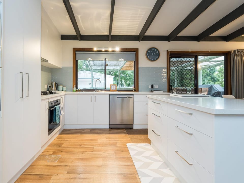 Inlet Dreaming House in Inverloch