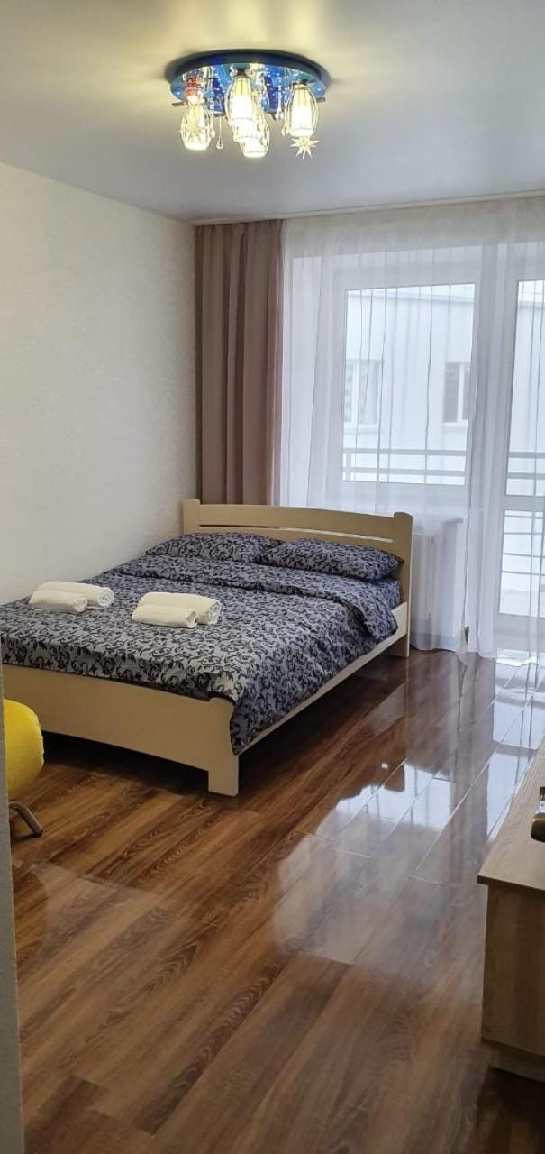 Затишна квартира біля парку Відродження Apartment in Ukraine