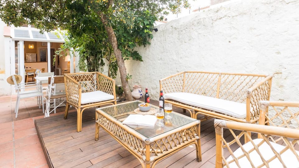 Patio, Day, View (from property/room), Balcony/Terrace, Living room, Seating area, Dining area