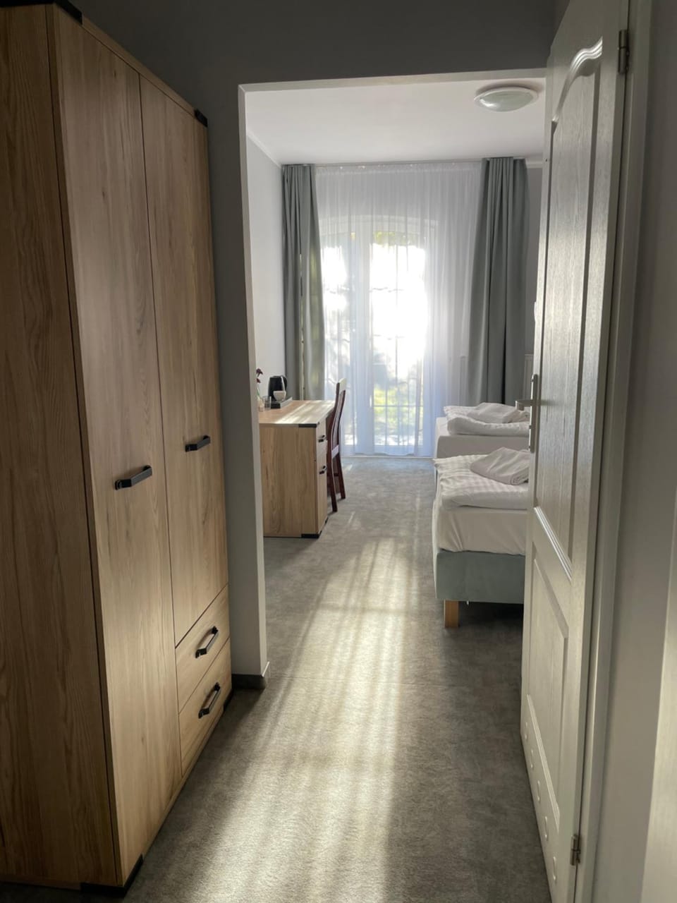 Bed, Photo of the whole room, Bedroom, towels, wardrobe