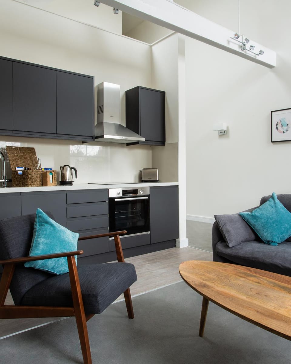 Kitchen or kitchenette, kitchen, kitchen