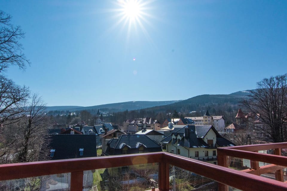 Balcony/Terrace, Cycling, Mountain view
