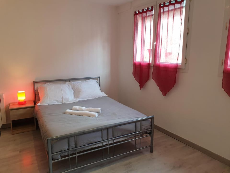 T1 Bis centre villeTarbes (logement entier) Apartment in Occitanie