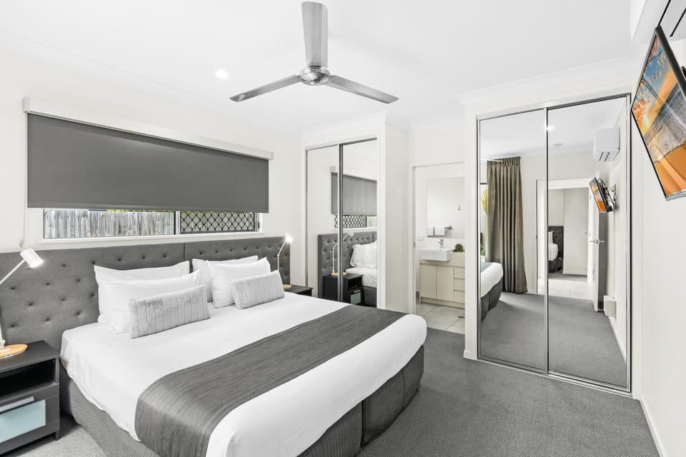 Blue Lagoon Villa B Apartment in Cairns