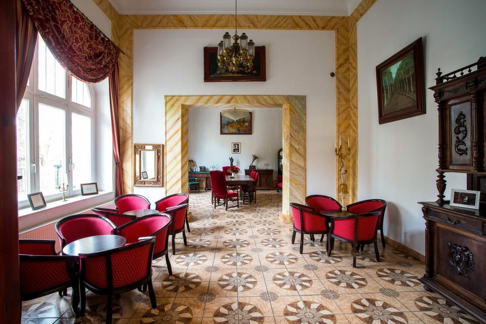 Seating area