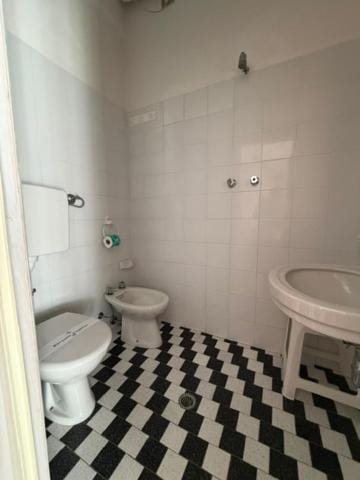 Shower, Toilet, Bathroom, bidet