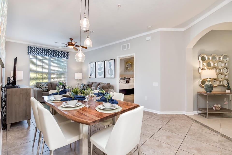 Beautiful Vista Cay Condo, Near I-Drive Apartment in Orlando
