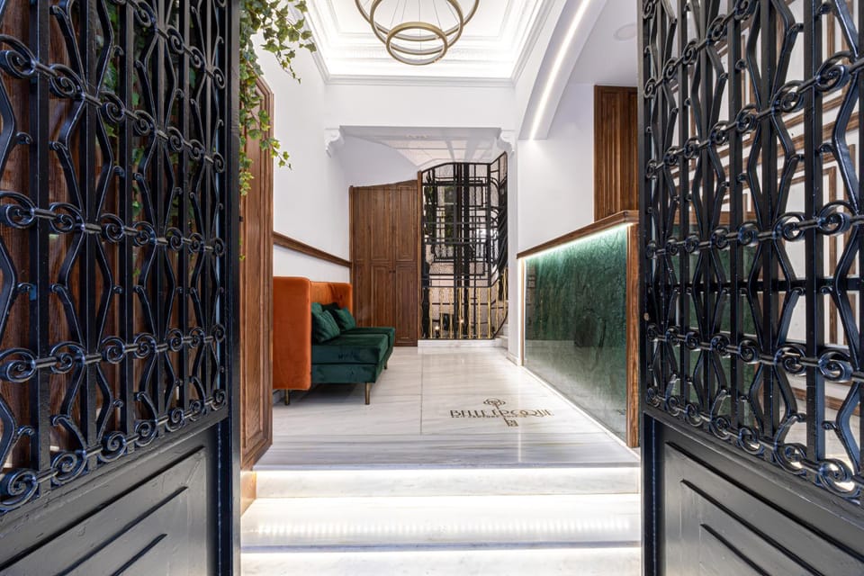 Lobby or reception, Seating area