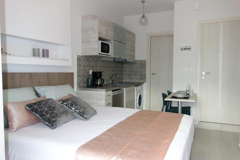 Blue Sky Studio Apartment in Decentralized Administration of Macedonia and Thrace