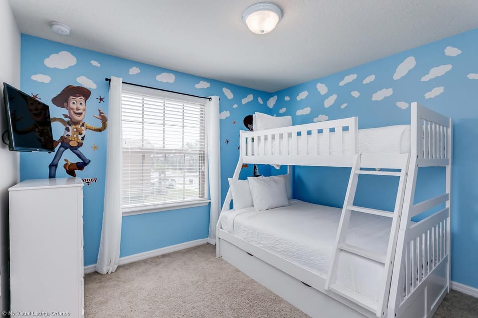 Beautiful Townhome wPrivate Pool 7 mi to Disney House in Four Corners
